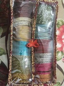 12 Colour Of Metal Bangles