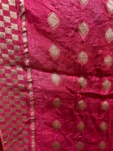 Vibrant Red Dupatta with Golden Motifs