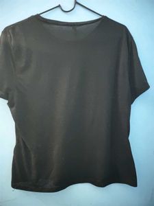 H&amp;M Black Basic Body fit T-shirt