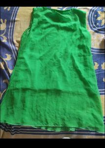Stylish Green Pleated Sleeveless Top