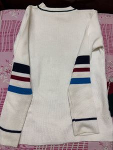 Cozy White Knit Sweater with Striped Cuffs