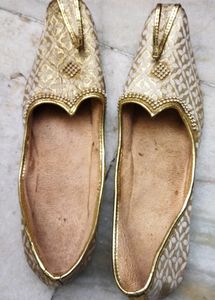 🌟🌟New ☀Golden Juties for Boys .go with Ethnic 🌟
