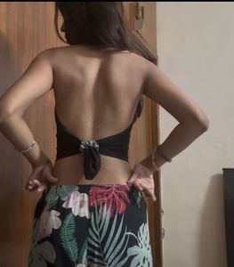 Black Halter Neck Crop Top