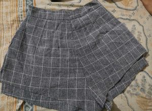 Korean Style High-Waist Checkered Pleated Shorts