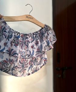 Floral Off-Shoulder Crop Top