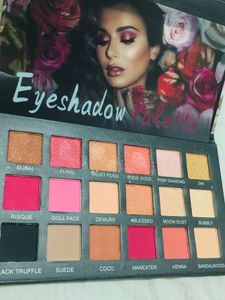 New 1 Eye Shadow Pallate with 18 Shades🥰