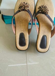 Women's slipper