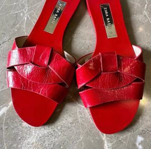 Zara Genuine LEATHER Red Basic Slides