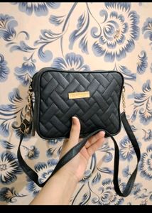 Chic Quilted Crossbody Bag