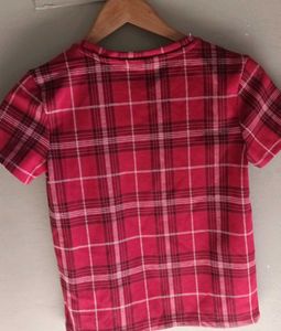 Red Gingham plaid T-Shirt