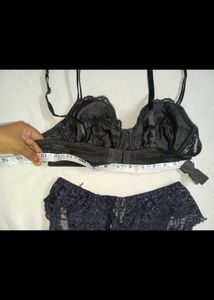 Lace Bra and Panty Set