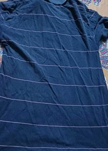 navy blue t shirt