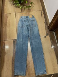 Classic Blue straight fit Jeans