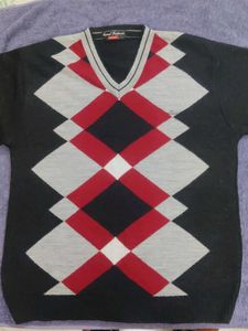 Men's Argyle V-Neck Sweater