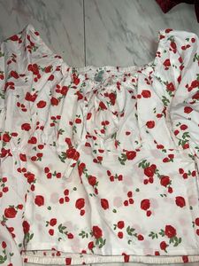 White Rose Print Puff Sleeve Top