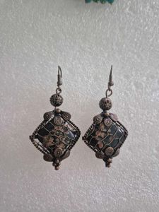 Unique Vintage Wire Wrapped Earrings - Unused