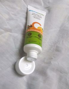 MAMA EARTH Vitamin C Face Wash