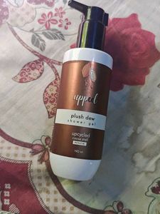 Upped Plush Dew Shower Gel