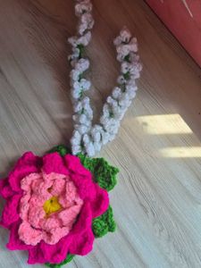 Crocheted Flower &amp; Leaf Hair gajra