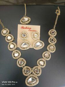 Elegant Fashion Jewellery Set