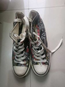 Carlton London Heeled Sneakers