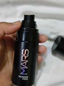 Mars Wonder Fixer Spray