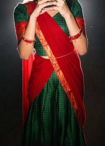 Dhavani set traditional, Red &amp; green checked