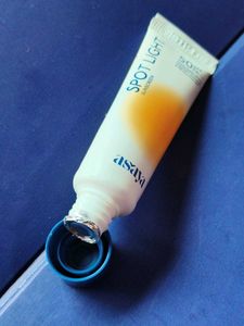 asaya spot light sunscreen