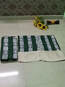 green double bed sheet