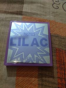 Huda Beauty Pastel Lilac Mini Palette