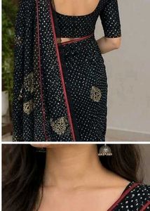 Elegant Black Saree with Gold Print &amp; BLOUSE