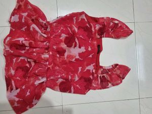 Chic Floral Peplum Top