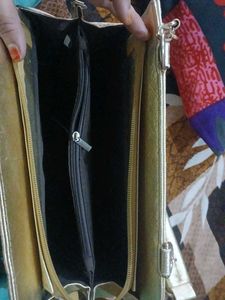 Sparkling Gold Handbag with Rhinestones