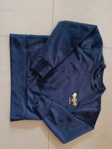 Velvet tracksuit with Bee Embellishment