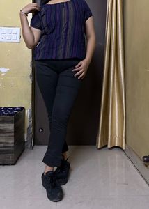 Cotton Top With Elasticated Sleeves And Hem . Comfortable Fit .