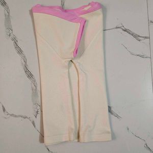 Cream XOXO Graphic T-Shirt