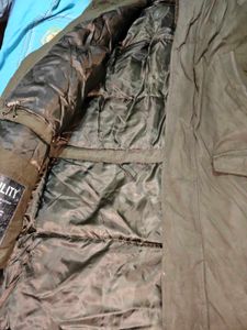 Stylish Fur-Lined Hooded Parka Jacket men women