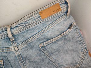 Light Wash Wide Leg Jeans