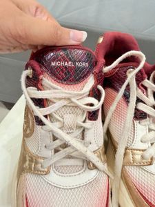 🇺🇸 Micheal kors luxury imported sneakers