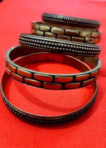 Vintage Style Brass look Bangle Set💫