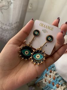 Set Of Hair Accessories And Earrings
