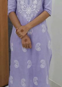 Elegant Lavender Kurta with Chikankari Embroidery