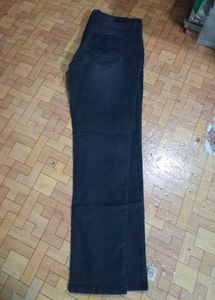 Classic Black Denim New Jeans