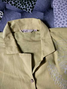 🌸Plus Size Embroidered Shirt