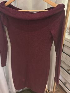 Maroon Off-Shoulder Long Sleeve Dress