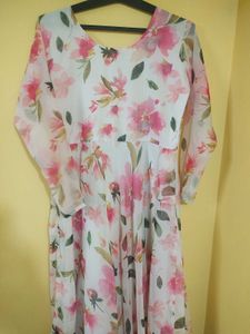 Elegant Floral Maxi Dress with shawl