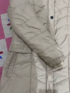 Stylish Padded Winter Jacket with Fur Hood