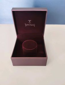 Tanishq bangle Box