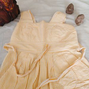 Baby Doll Dress / 28 / Next To New /Made In Vietna