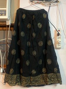Elegant Black &amp; Gold Skirt